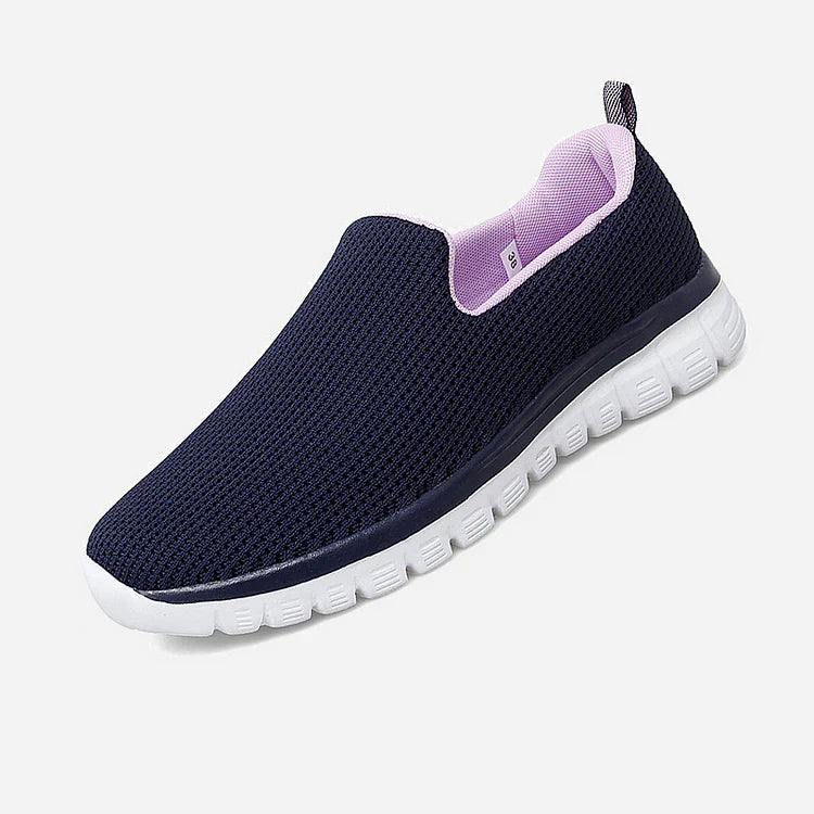 AirStride™ | Women’s Breathable Slip-On Wide Sneakers