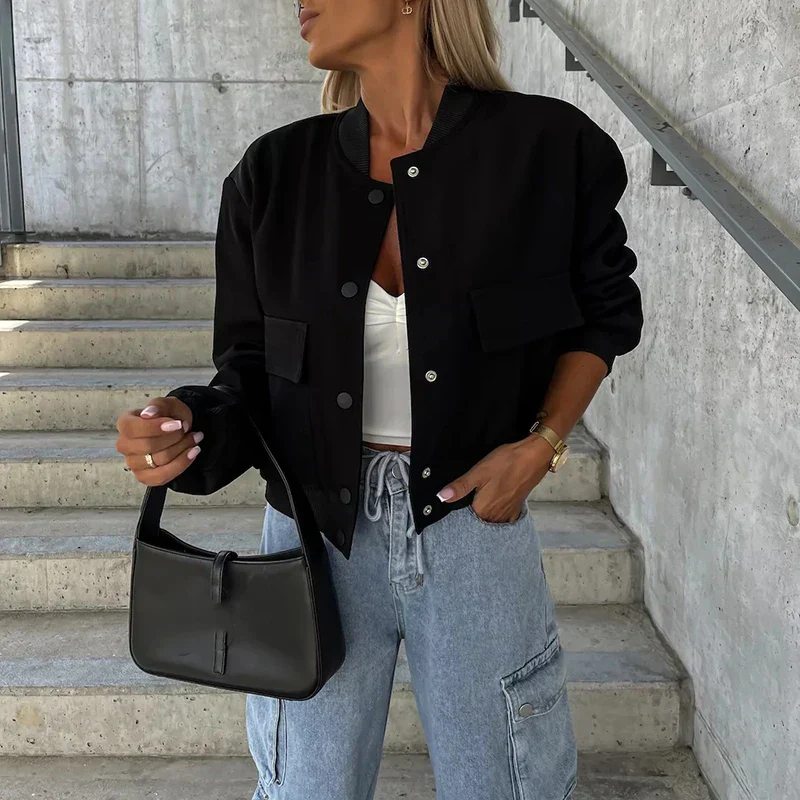 Bomber jacket for women with flap pockets - short model with snap button closure