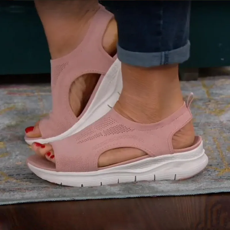 Women's sandals - Sporty slip-on - Breathable mesh - Cushioned sole