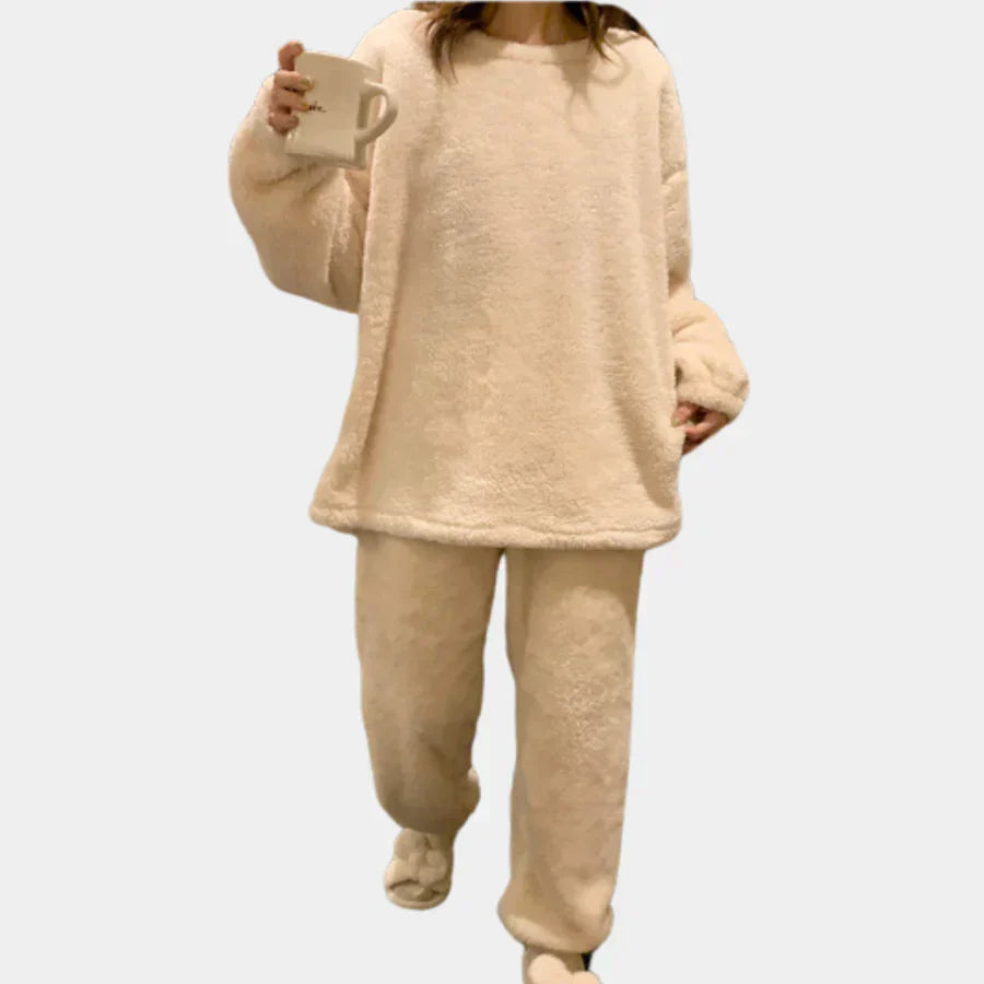 Women's cozy, comfortable pajama set