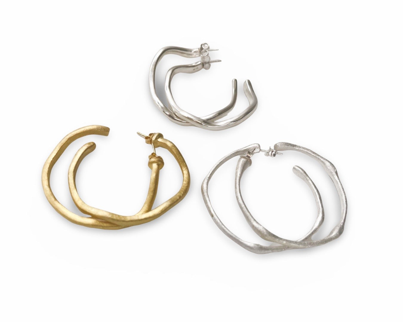 Beatrix | Elegant Wave Hoop Earrings for Women