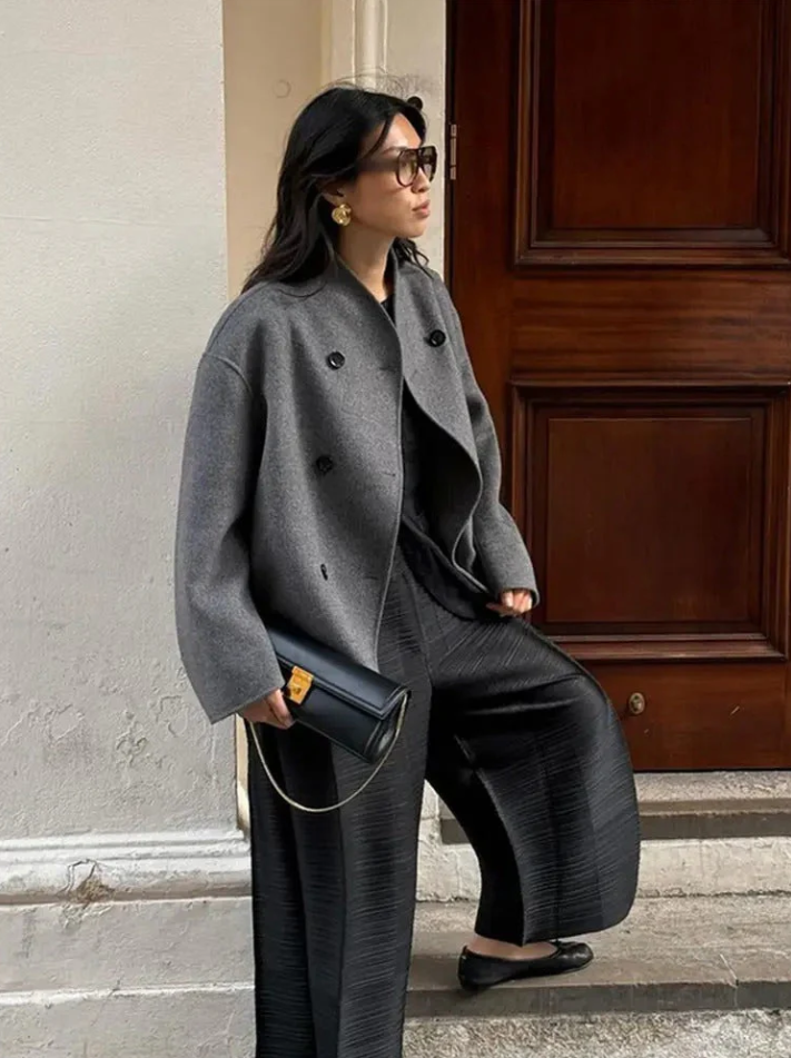 Women's Lisa Coat: Trendy Oversized Fit