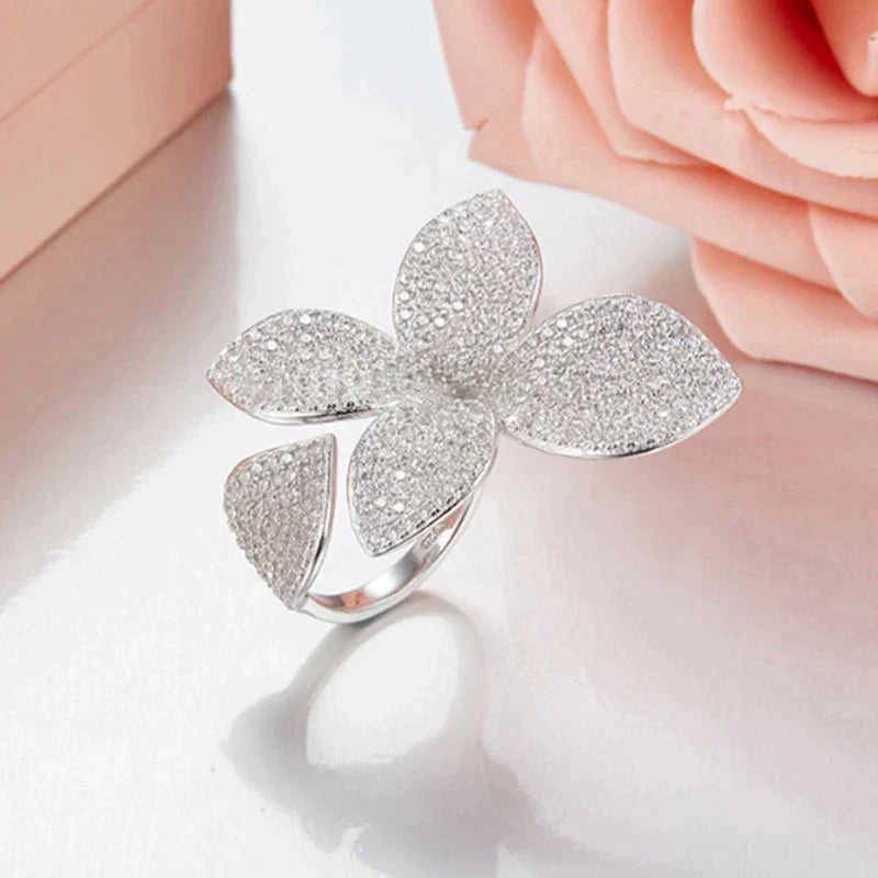 Adjustable flower ring for women