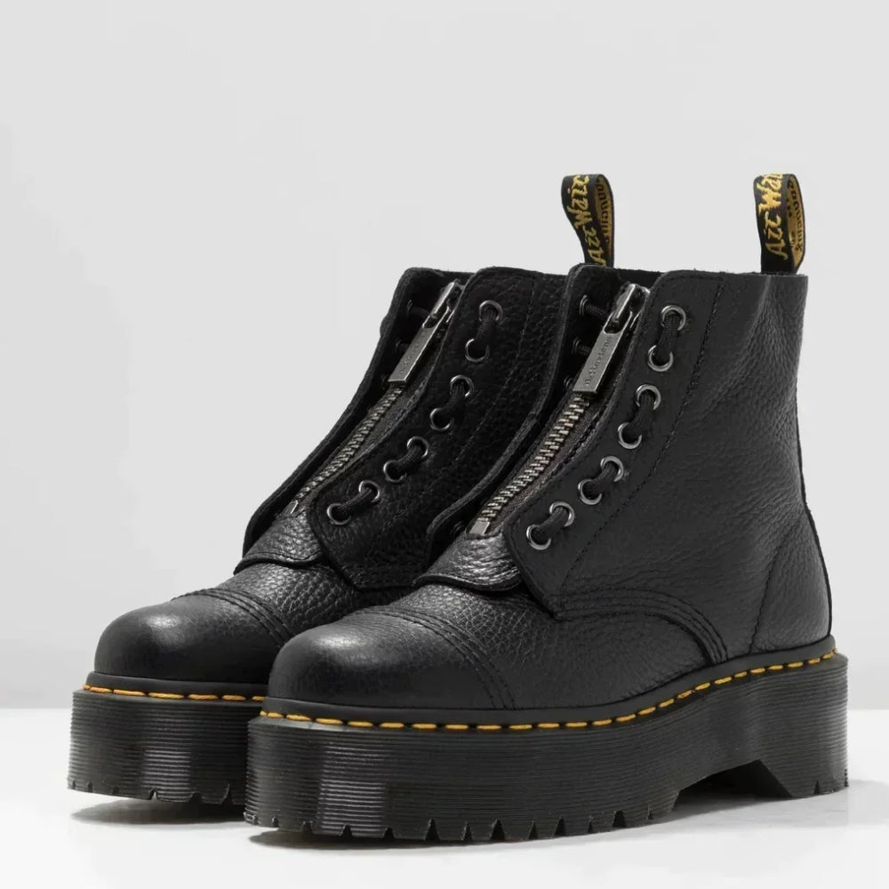 Women's heeled boots - Comfortable and stylish for everyday wear