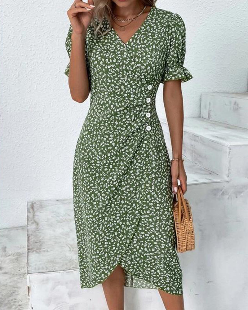 Buttoned dress for women - Elegant, comfortable and versatile