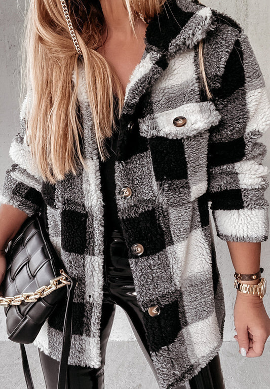 Warm lumberjack jacket for women