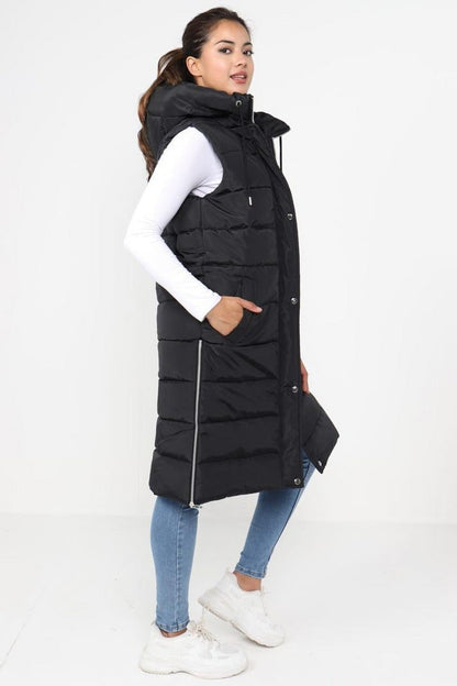 Women's hooded puffer jacket
