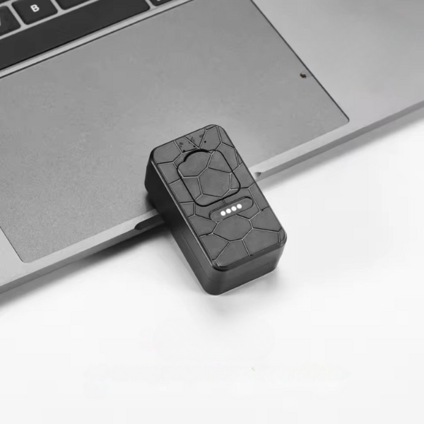 Waterproof Magnetic GPS Tracker 4G Localization