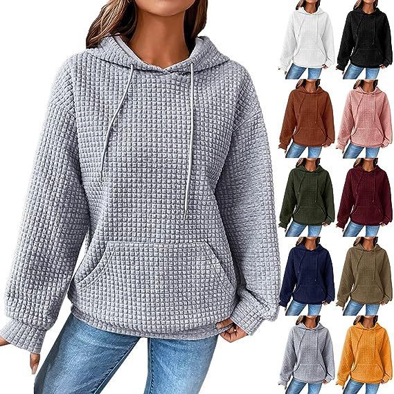 Women's hoodie with hood and kangaroo pocket
