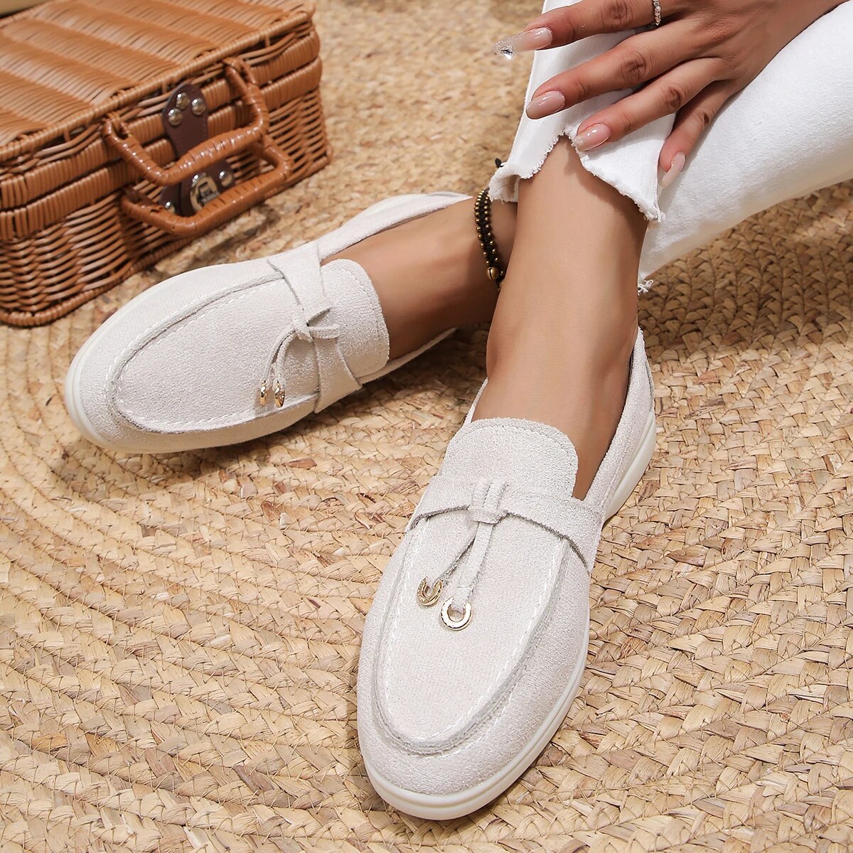 Beyle – Elegant Loafers with Classic and Timeless Design