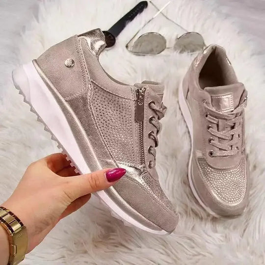 Casual orthopedic shoes for Julia