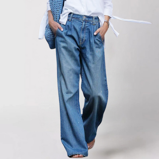 Women's Wide-Leg Comfort Jeans