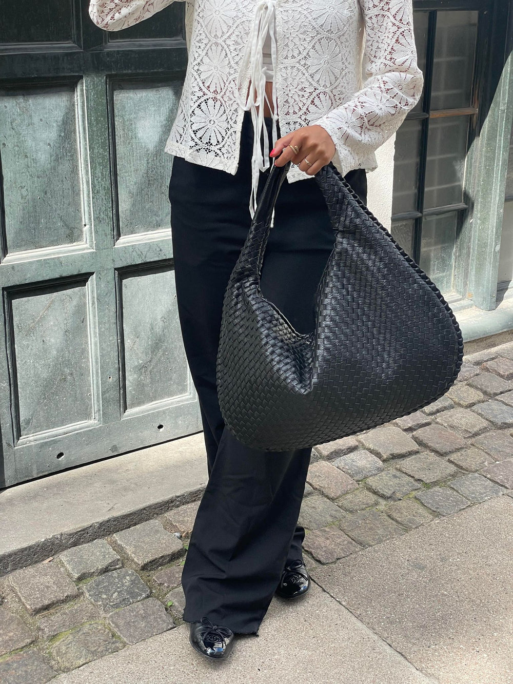 Wicker tote bag