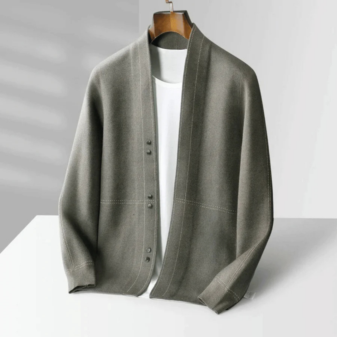 Warm winter jacket with long sleeves for men | Buttoned
