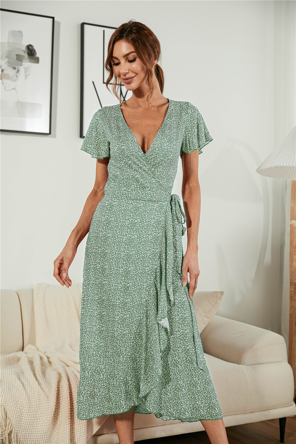 Versatile Claire Dress: Short Sleeves, Perfect for Spring & Summer
