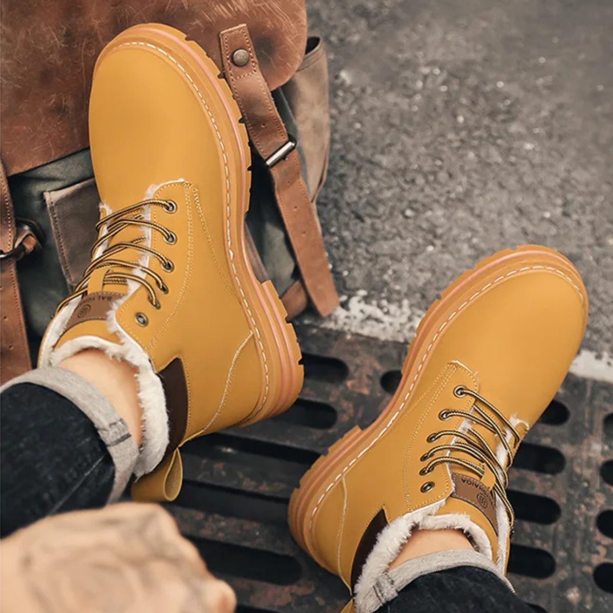 Warm Waterproof Men's Insulated Snow Boots
