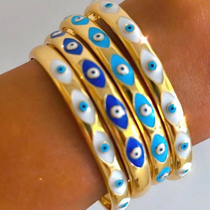 Women's bracelet with Nazar eye design