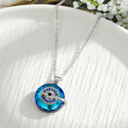 Angel wing pendant necklace for women – Spiritual protection and elegant accessory