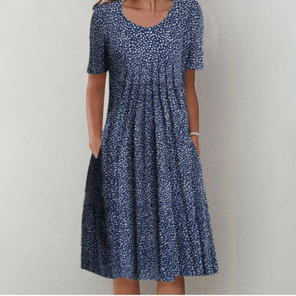 Chic Floral Summer Dress with Pocket Detail