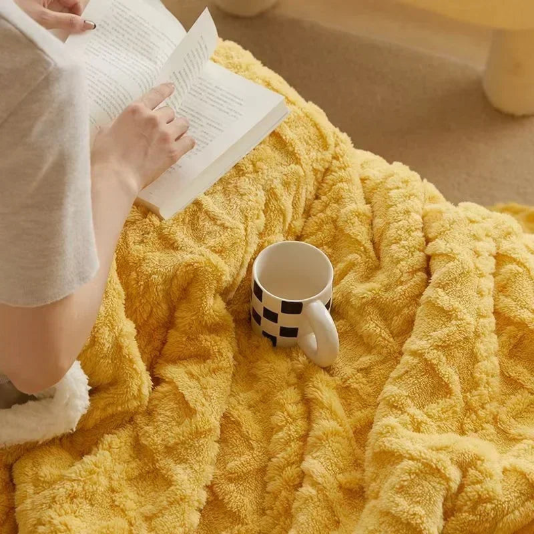 Warm winter blanket for cold nights - Thick, fluffy & stylish for the bedroom & the sofa