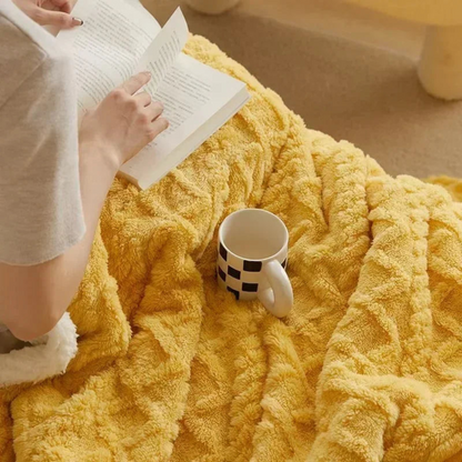 Warm winter blanket for cold nights - Thick, fluffy & stylish for the bedroom & the sofa