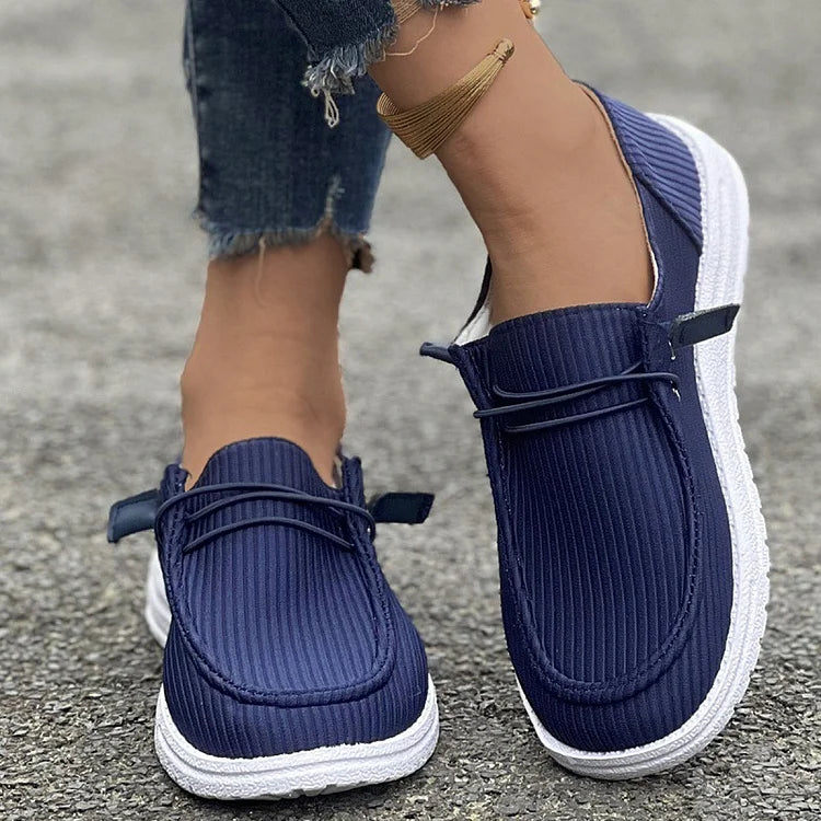 Veloura™ | Women’s Casual Lace-Up Flats