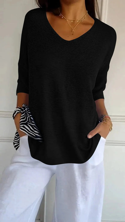 Chiara | Comfortable knitted top for women with V-neck collar