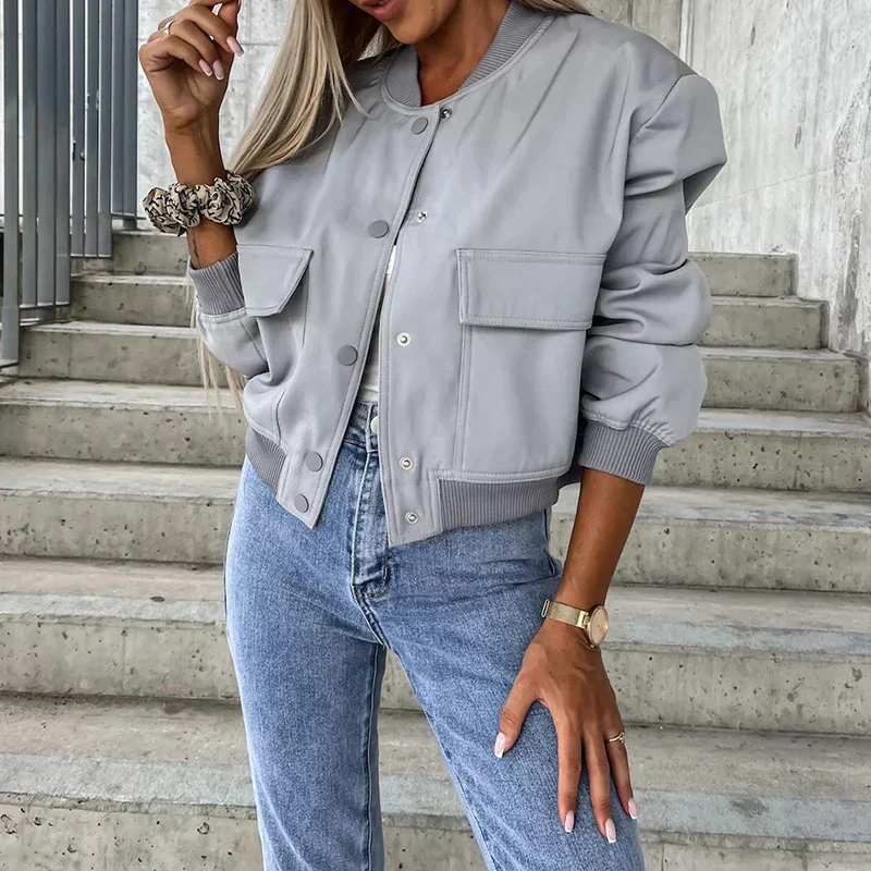 Bomber jacket for women with flap pockets - short model with snap button closure