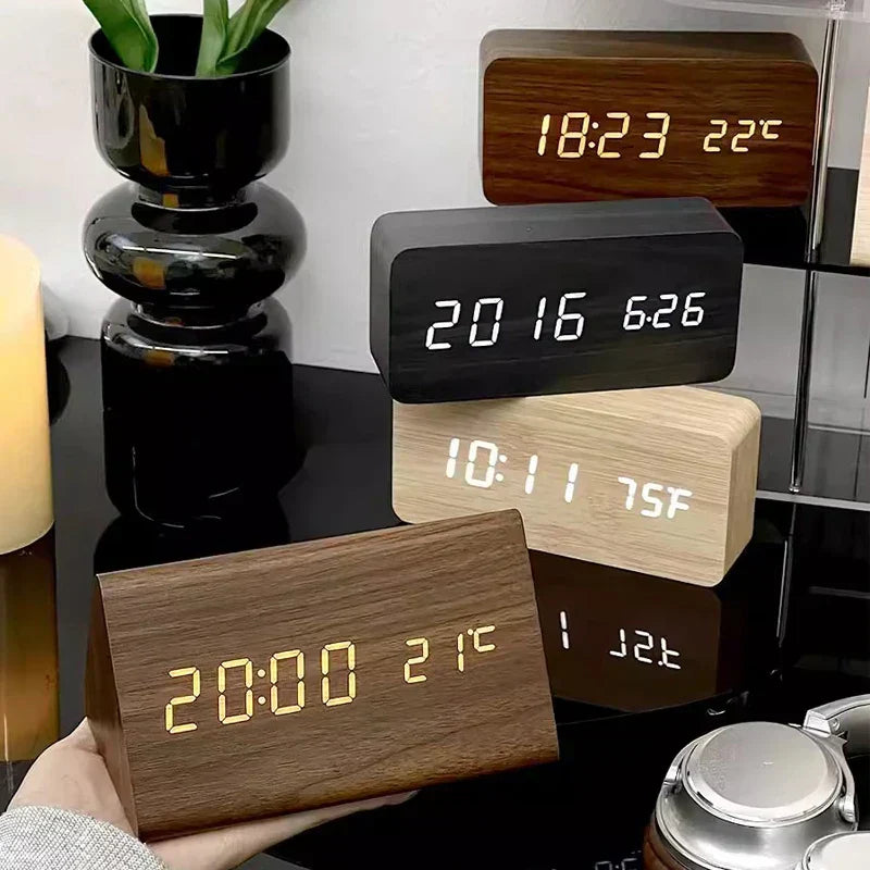 Wooden digital alarm clock - LED display, voice control, adjustable brightness