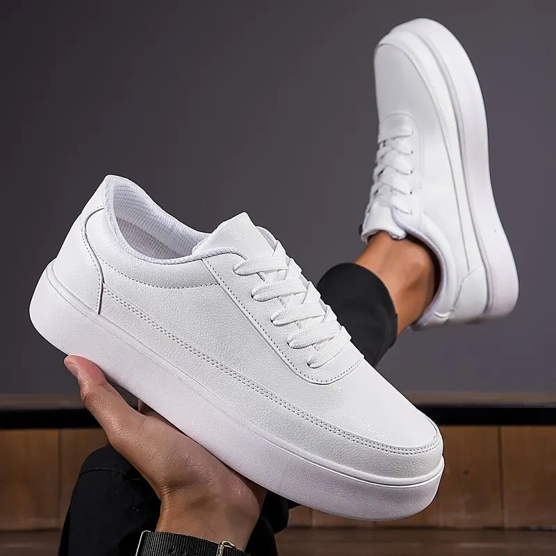 White men's skate shoes – stylish, sturdy, and comfortable