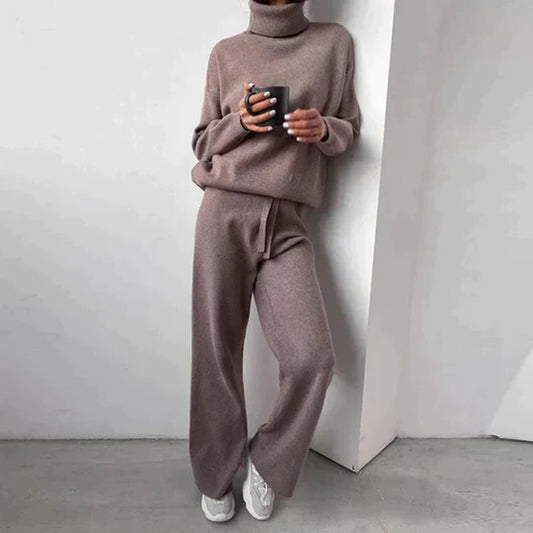 Cashmere sets for women - elegant and comfortable