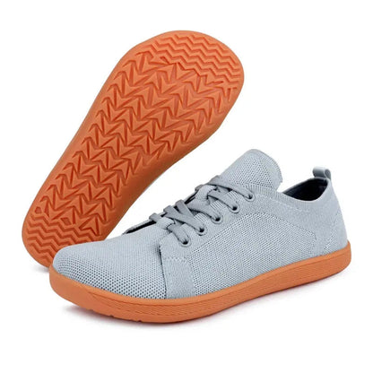Barefoot shoes with wide toe box and zero-drop sole
