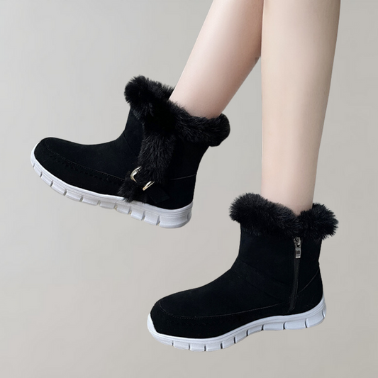 Women's Paiva Boots: Luxurious Comfort for Cold Weather