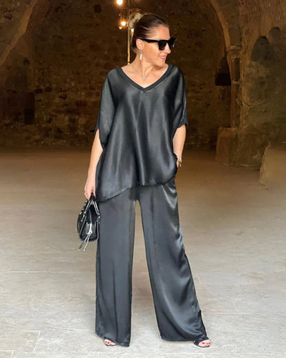 Chic 2-Piece Ladies Pantsuit Set