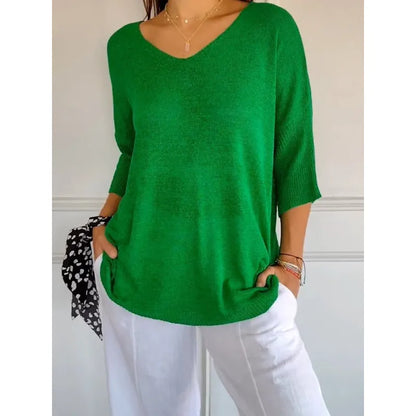 Chiara | Comfortable knitted top for women with V-neck collar