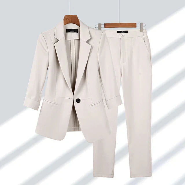 Celina suit: jacket and trousers