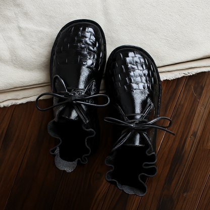Vintage Boho Chic Handmade Leather Flat Shoes - Olytrend