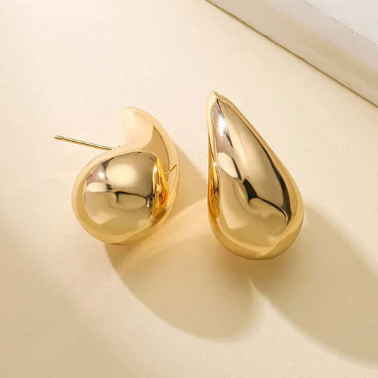 Women's stud earrings colored drop earrings for elegant looks