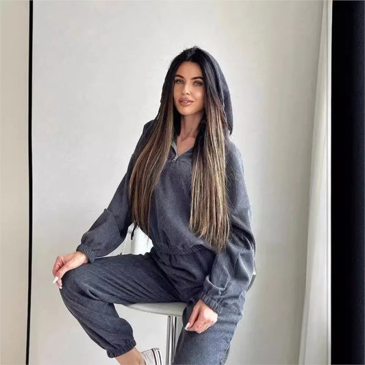 Women's two-piece set with hood and long sleeves