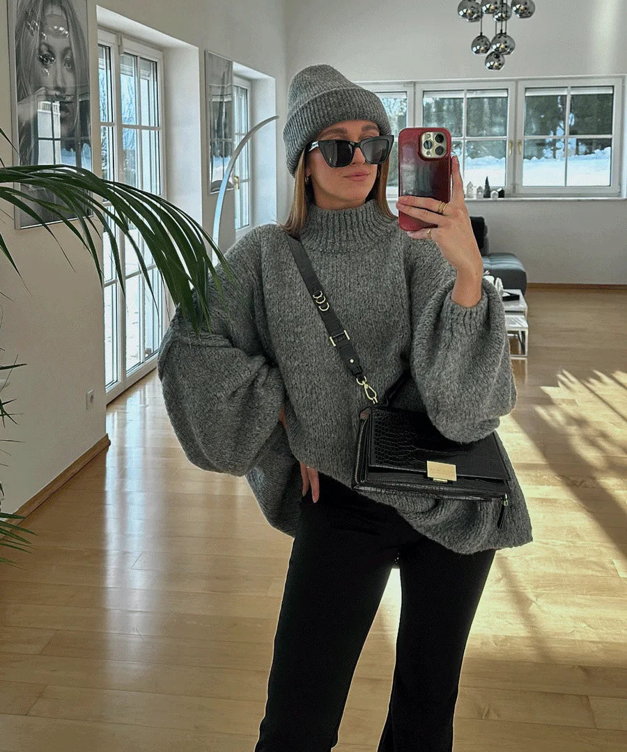 Women's sweater with half collar