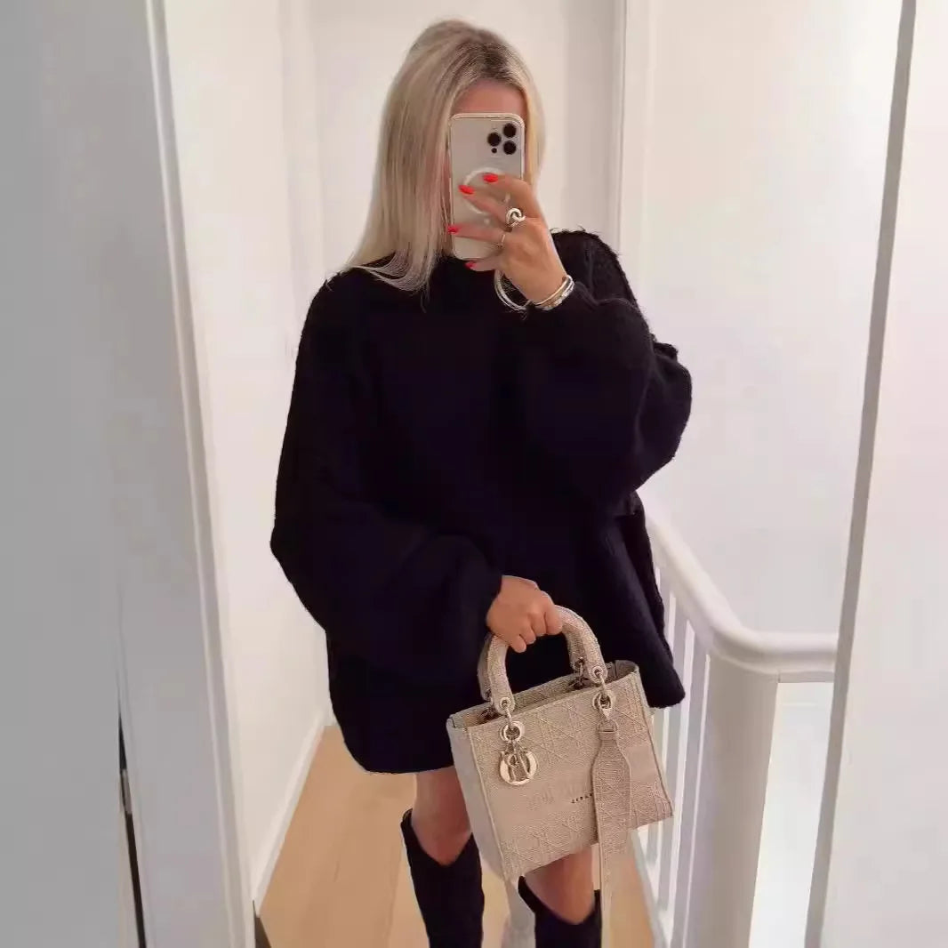 Women's sweater with half collar
