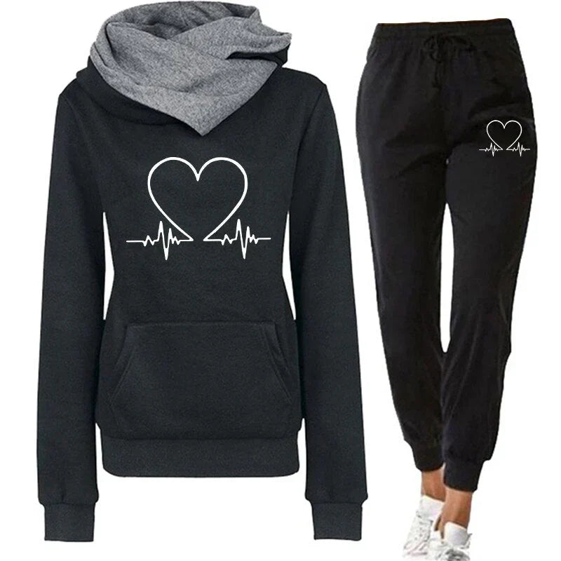 Women's Silvana: A Comfortable and Warm Jogging Suit