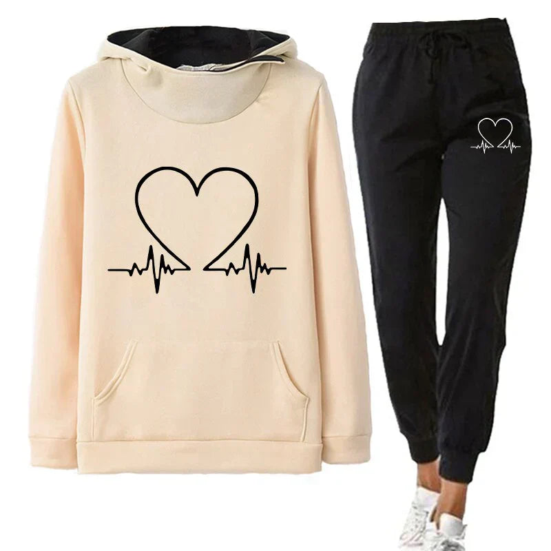 Women's Silvana: A Comfortable and Warm Jogging Suit