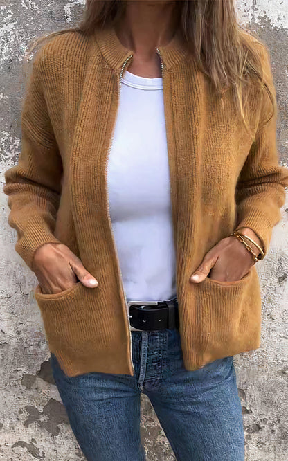 Women's knitted jacket with zipper – Elegant everyday cardigan for versatile outfits