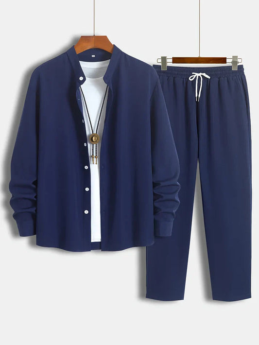 Casual men's tracksuit