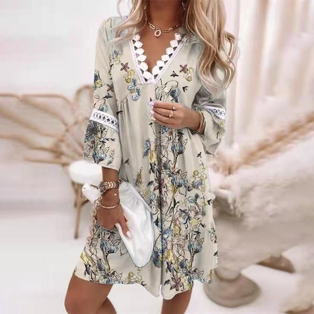 Vintage Floral Maxi Dress with Lace Trim