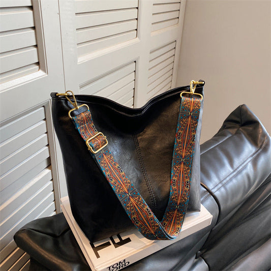 Anna | Stylish Vegan Leather Bag with Decorative Strap
