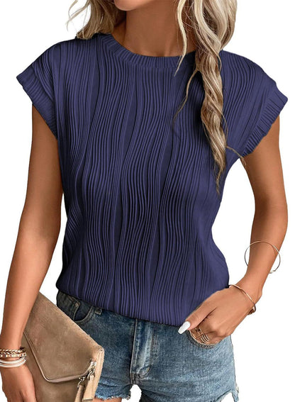 Casual round neck t-shirt for women - soft and elegant