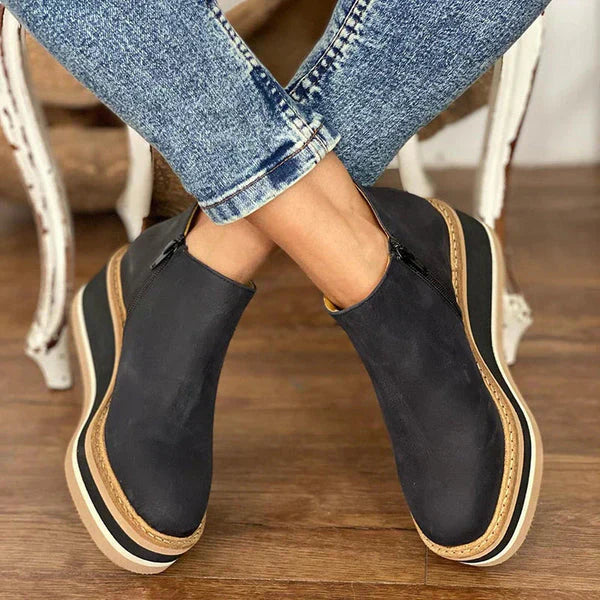 Carina | Trendy leather boots for women