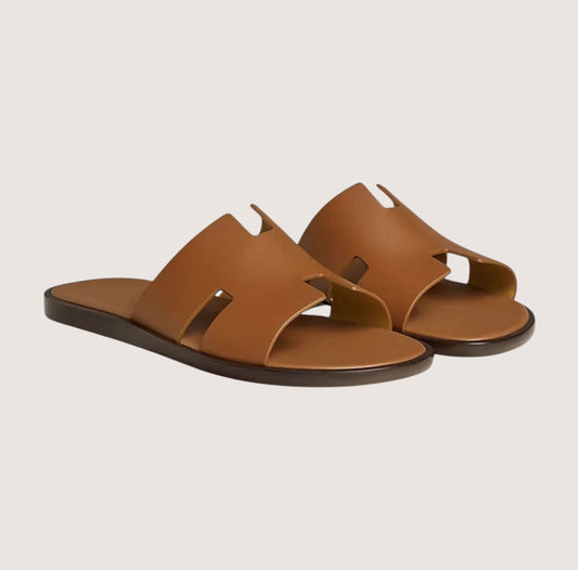 William Classic Leather Slide Sandals for Men – Timeless Comfort and Style Brown